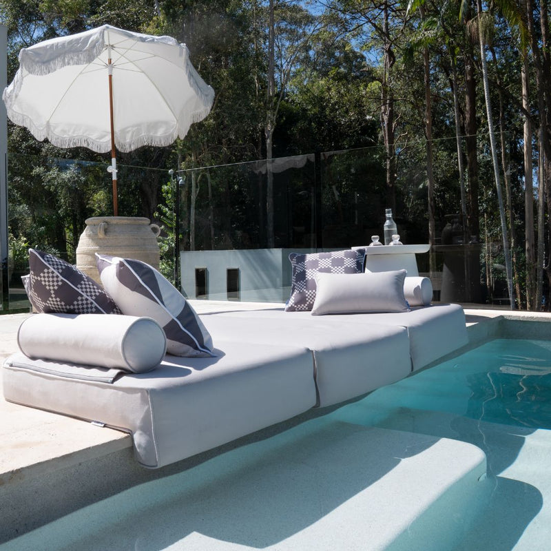 Poolside Daybed