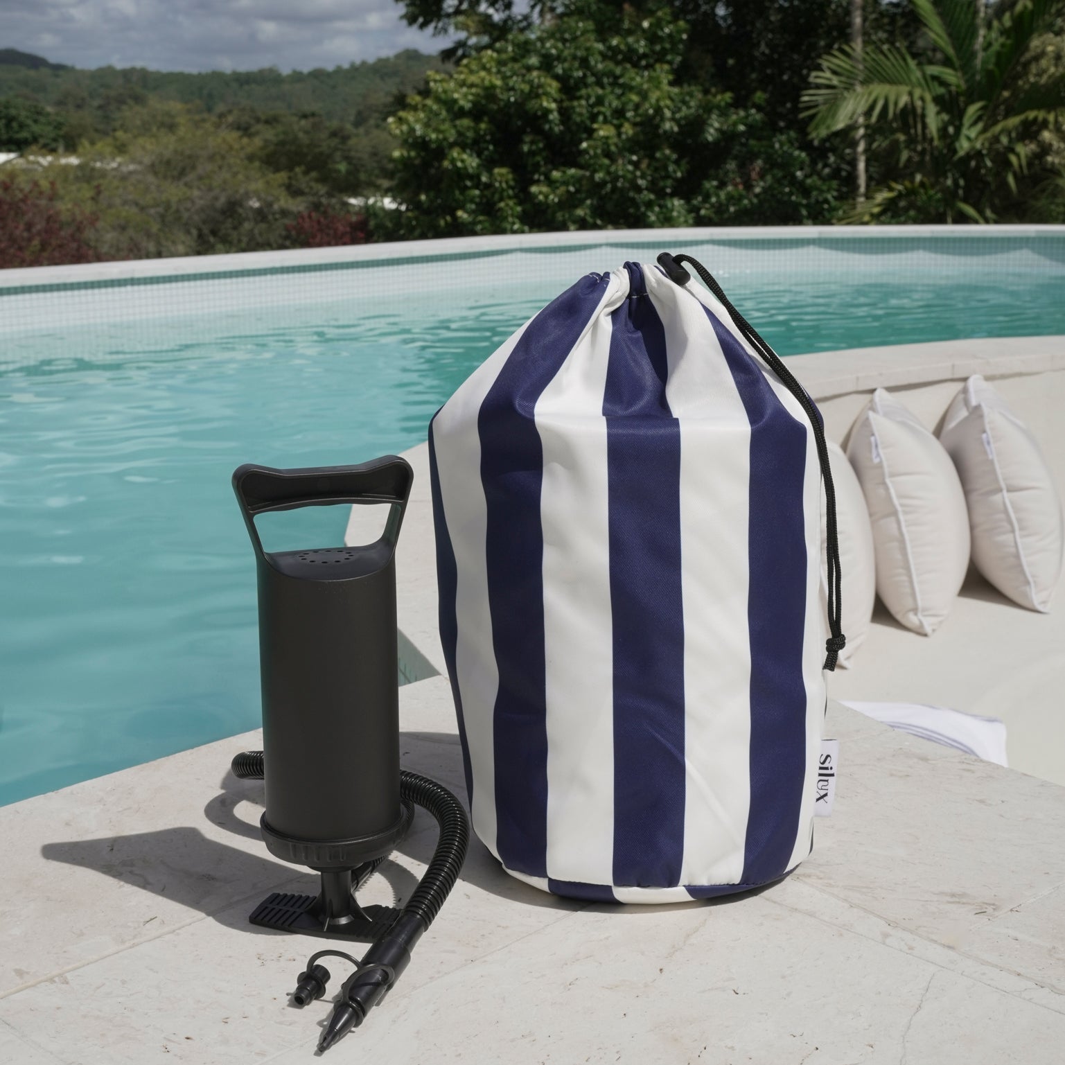 Halo Float — Riviera Green / Riviera Coral / Riviera Navy